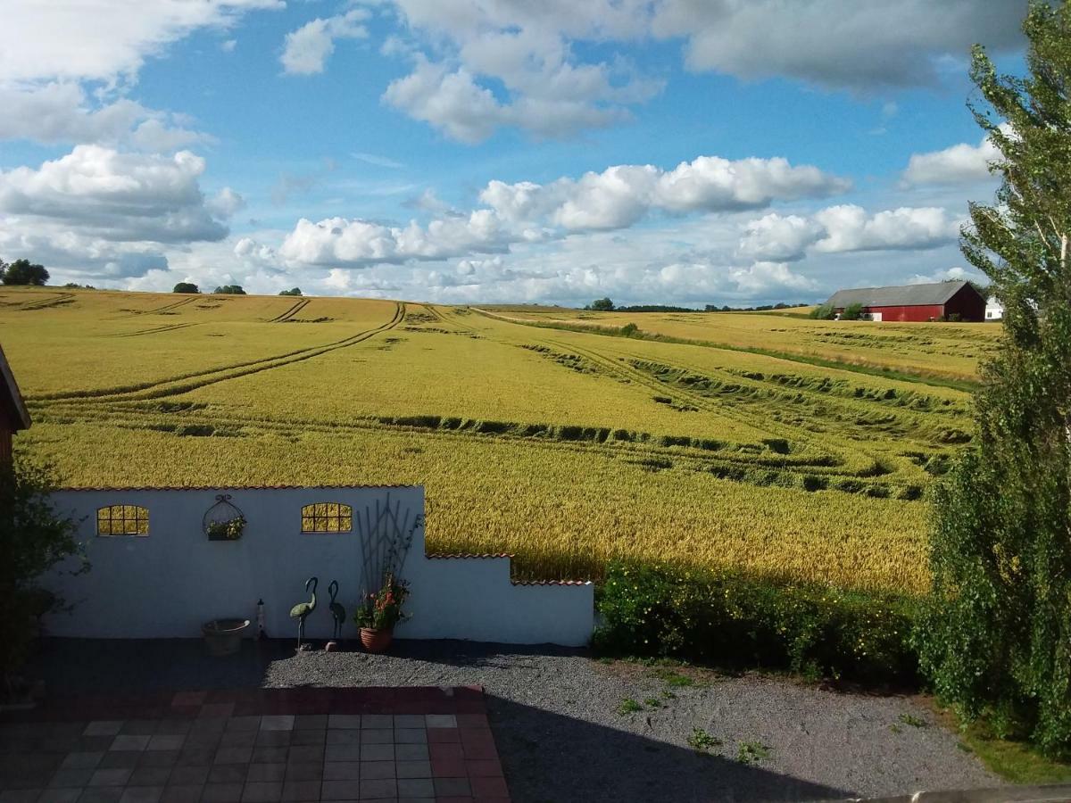 Garden Mellan Slotten Svarte Exterior foto