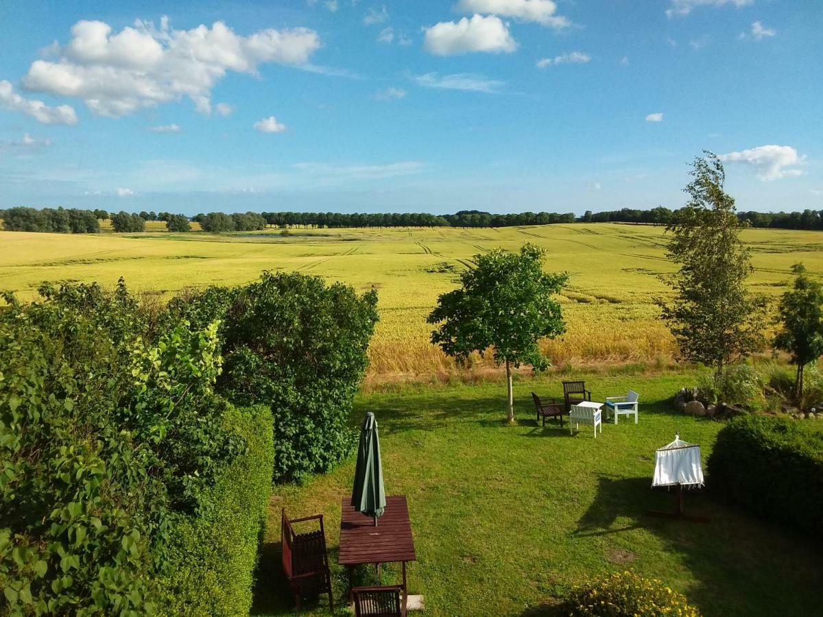 Garden Mellan Slotten Svarte Exterior foto