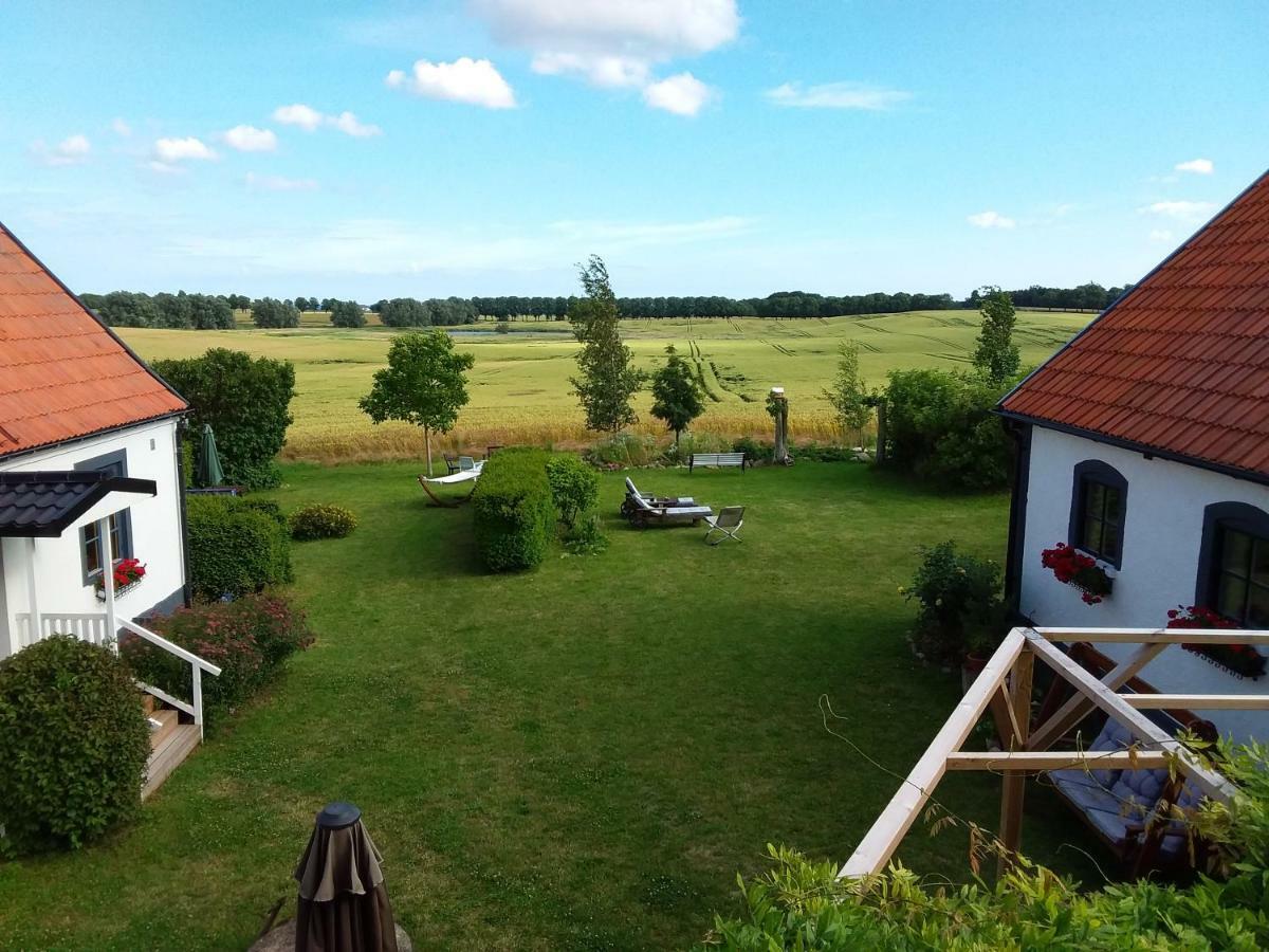 Garden Mellan Slotten Svarte Exterior foto